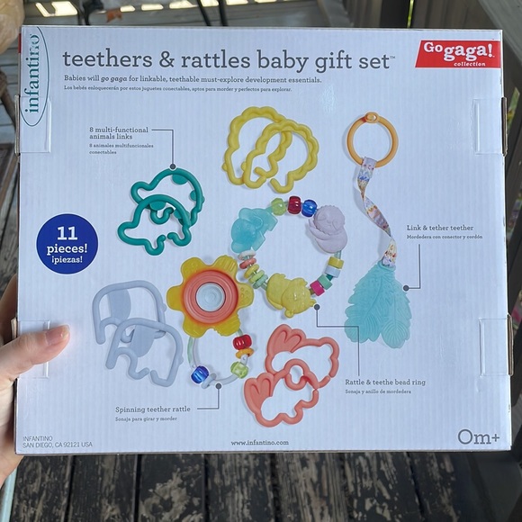 Infantino Go Gaga! Teethers & Rattles Baby Gift Set - Picture 2 of 3